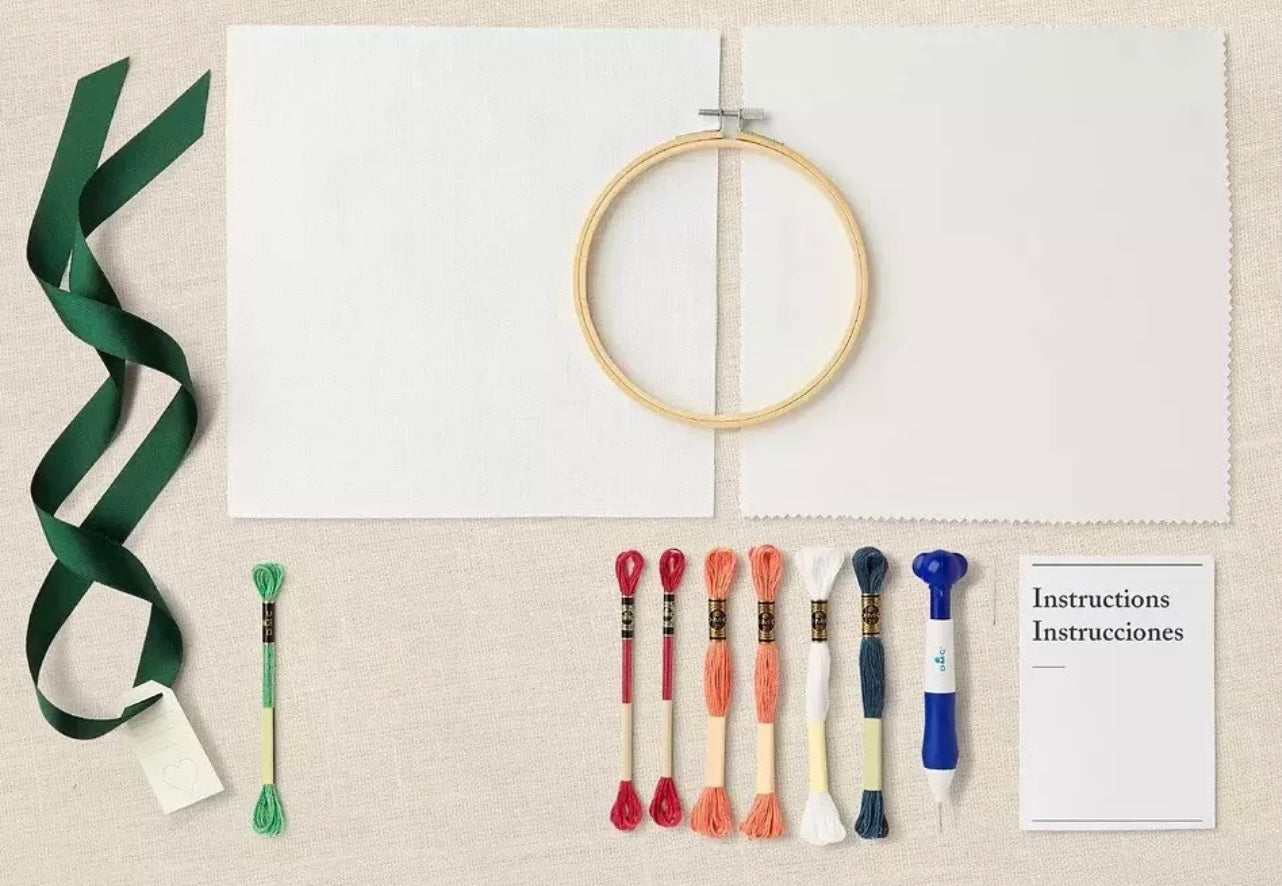 DMC Gift Of Stitch Punch Needle Kit - Flossie Fox - Intermediate Kit PN007K